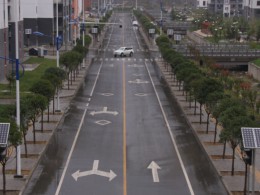 烏魯木齊機(jī)場(chǎng)改擴(kuò)建工程飛行區(qū)場(chǎng)道工程 01 標(biāo)段及圍界附屬工程標(biāo)段順利通過(guò)行業(yè)驗(yàn)收